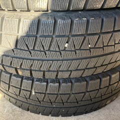 スタッドレスタイヤ　175/70r14冬用　スノータイヤ　普通車の画像