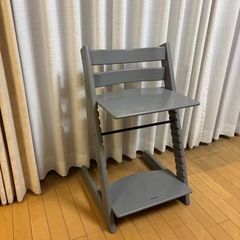 トリップトラップチェアの画像