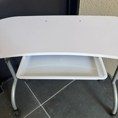 ネイルテーブル⚫︎折りたたみ式の画像