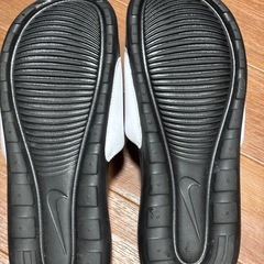 NIKE サンダル
の画像