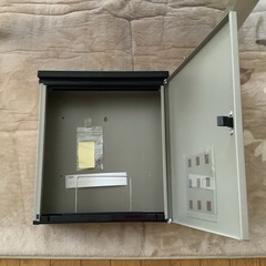 壁掛けポストの画像