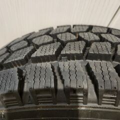 スタッドレスタイヤ15インチの画像