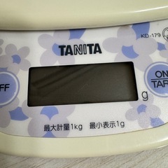 タニタのクッキングスケールを0円でお譲りします。の画像