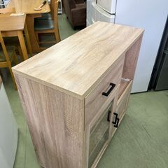 【リサイクルショップ ピカソ 小松原】🌈✨【幅90おしゃれ木目‼️収納力バツグン✨】スライド棚付きキッチンカウンター🍳✨★8713★の画像