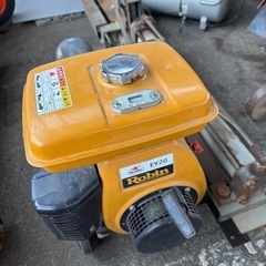 未整備 薪 割り機 RobinEY20  中古   現状販売の画像