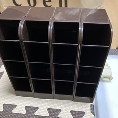 お絵描きセット　ペン　トレビュアー　ペン縦　紙の画像