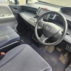 H21年 フリード 7人乗 スマートキー 両側パワースライドドア 車検8年12月の画像