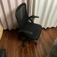 ゲーミングチェアの画像