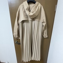 HK WORKS LONDONのバックプリーツコートです☺️の画像