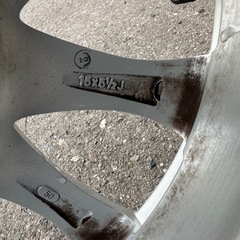 アクア等に 15インチスタッドレス4本セット 175/65R15の画像