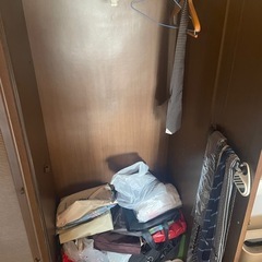 洋風タンス　ミラー付き 3ドアの画像