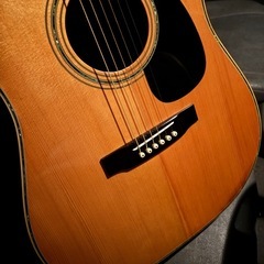 アコースティックギターの画像