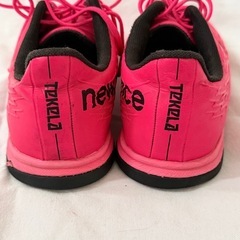 【ニューバランス】　23cm トレーニングシューズ　　
の画像