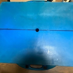 ピクニックテーブルの画像