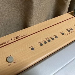 電子ピアノの画像