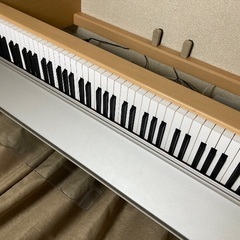 電子ピアノの画像