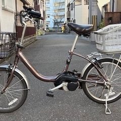 2022年モデル　美品！ Panasonic 電動自転車 ビビ ViVi SL 20　BE-FSL031 + 12Ah 高容量バッテリー + 専用充電器 3段変速 BAA適用の画像