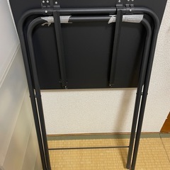 フォールディングテーブル ブラックの画像