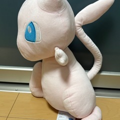 タグ付きポケットモンスターめちゃでかミュウぬいぐるみプライズポケモンの画像