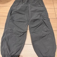 140 長ズボンの画像