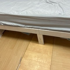 セミダブルベッドマットレス付きの画像