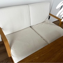 無印良品　ダイニングテーブルソファセット
の画像