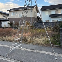 アルミ三脚脚立の画像