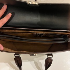 ベルルッティ エミーオ スクリットレザー ブリーフケースの画像
