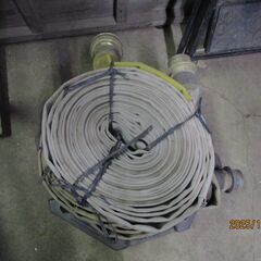 消火ホース　３本　中古の画像