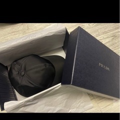 PRADAキャップ　の画像