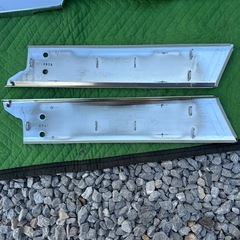 日野純正　レンジャー4tワイドボディフロントグリル♪ センサー穴ありの画像