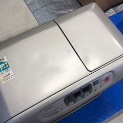 三菱石油ファンヒーター「KD-D52A」ポリタンク2個セットの画像