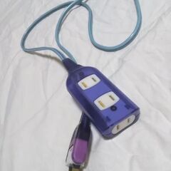 延長コード　５メートル×１本(黒)・３メートル×３本(白、黒、白)・１メートル×１本(青)の画像