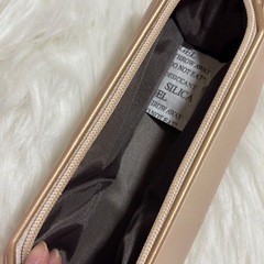 エステナード　美顔器　本体＋ポーチの画像