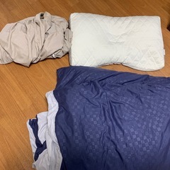 ふとん、まくら、シーツセットの画像