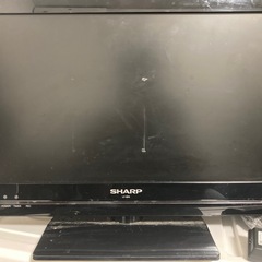 シャープ19インチTV  傷ありの画像