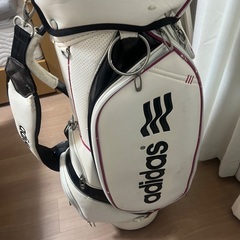 adidas キャディバッグの画像
