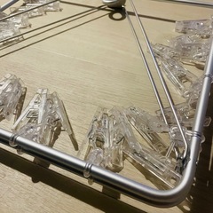 【美品】無印良品　アルミ角型ハンガー　24ピンチの画像