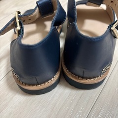 ラコステのベビーサンダルの画像