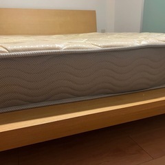 【お持ちします！】ダブルベットマットレス　コイル式の画像