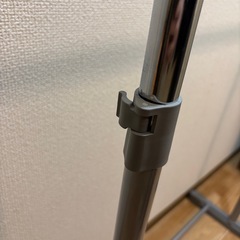 押し入れハンガーラックの画像