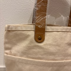 russelunoトートバッグの画像