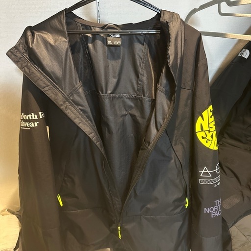 THE North face
