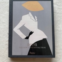 【新品未使用】Dior: The New Look Revolutionアート本の画像