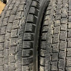 145R12-6PR LTスタッドレス4本の画像