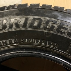 145R12-6PR LTスタッドレス4本の画像