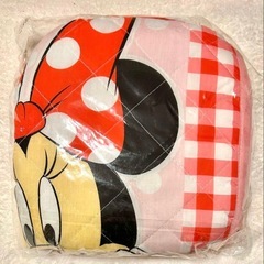 【新品】Disney ミニーマウスマット 100x100CMの画像