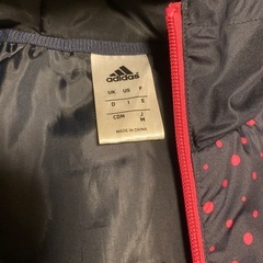 adidas ベンチコートの画像