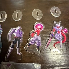 ドラゴンボールアクリルスタンドの画像