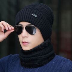 ネックウォーマーとニットキャップのセット　裏ボア 暖かい 温かい あたたかい 冬物 ネックウォーマー ニットキャップ　仕入れ　問屋価格　卸価格　倒産品　まとめ買い歓迎　卸　おろし　卸し　アマゾン　amazon　引き上げ品　倒産品　ネット商材　フリマ商材　景品　コンペ　忘年会　新年会　クリスマス会　新品　未使用の画像